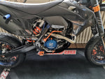 Lade das Bild in den Galerie-Viewer, Krümmer Titan mit Powerbomb KTM 450 EXC
